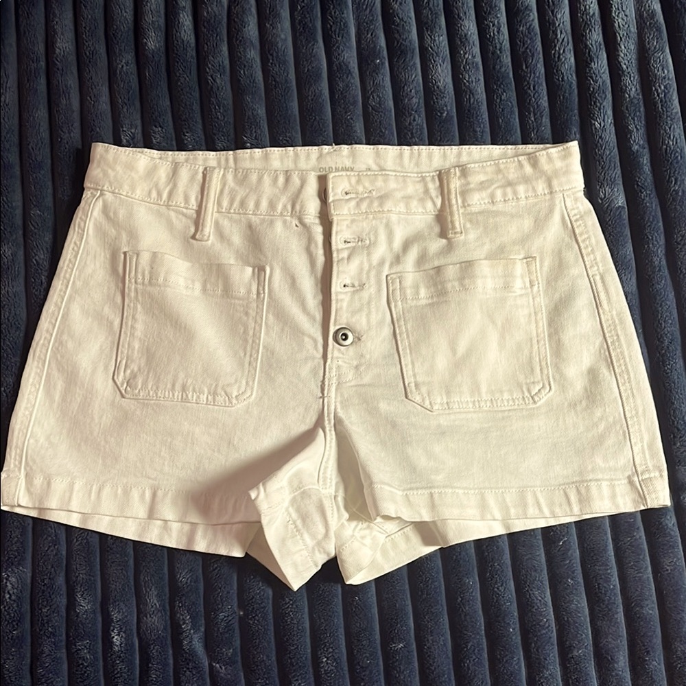 Old Navy White Jean Shorts Classic Style, sz 12 high rise
